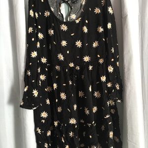 Black Daisy Long Sleeve Dress